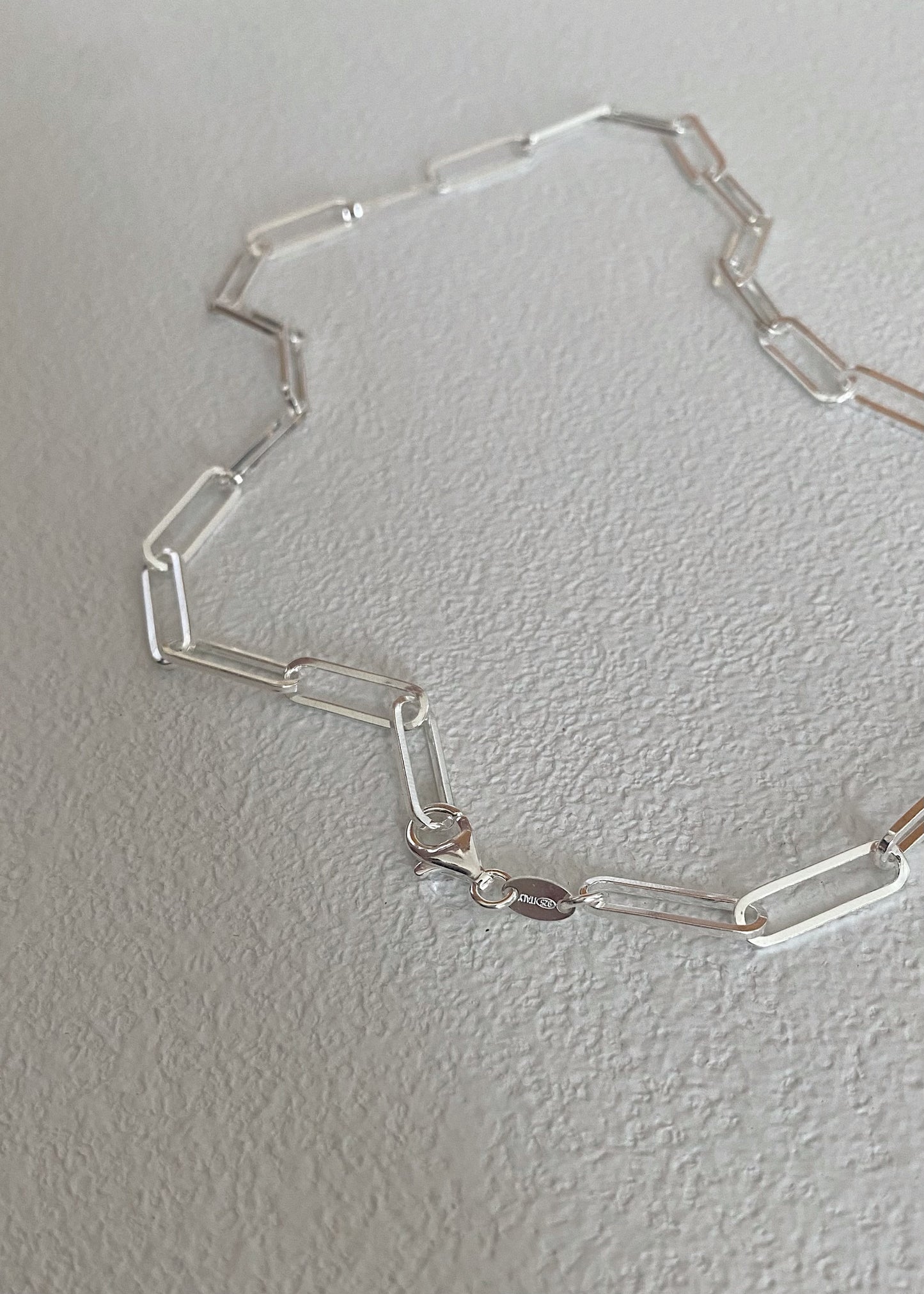 Silver chunky paperclip necklace