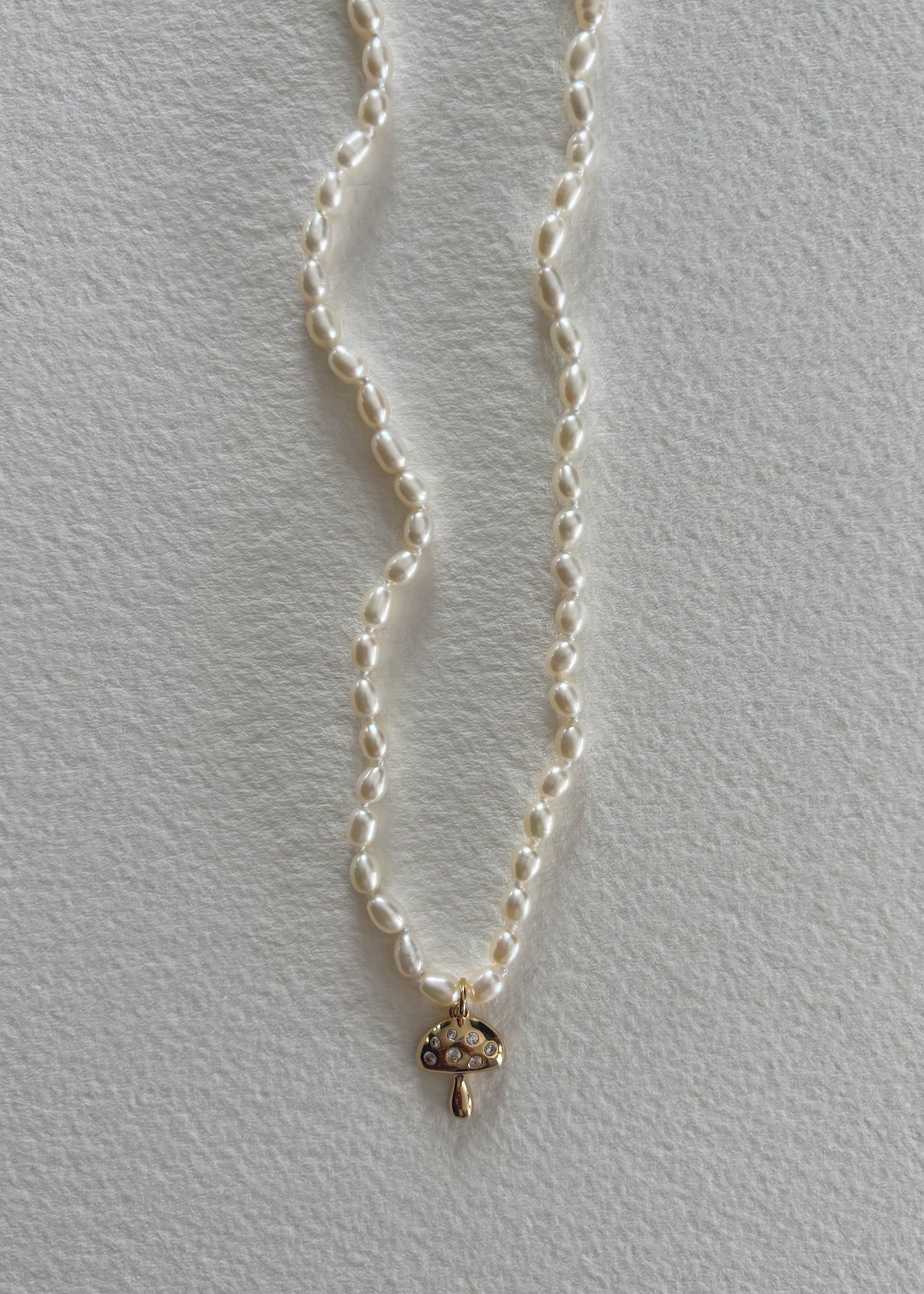 Faris pearl necklace