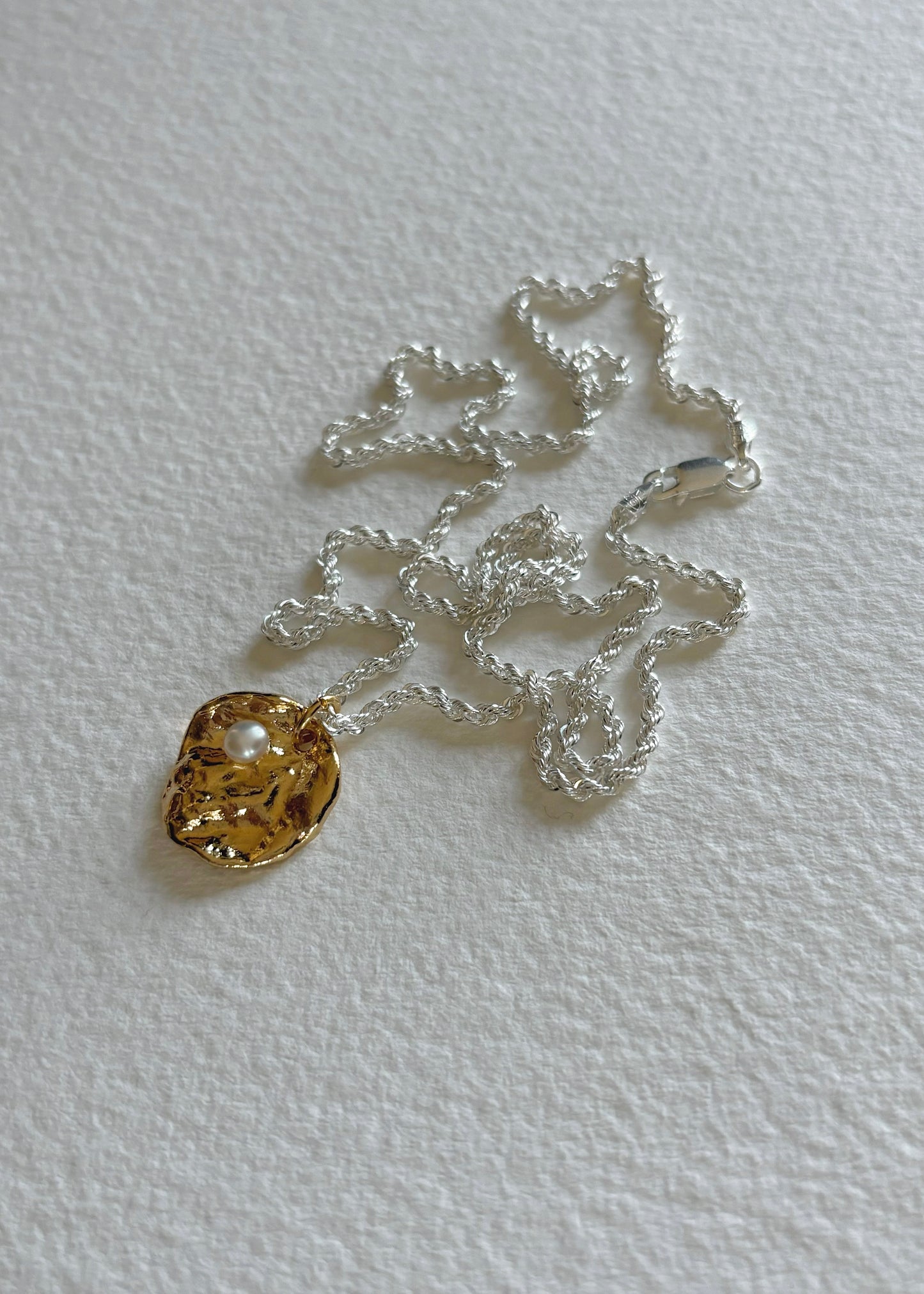 Cleo necklace mini