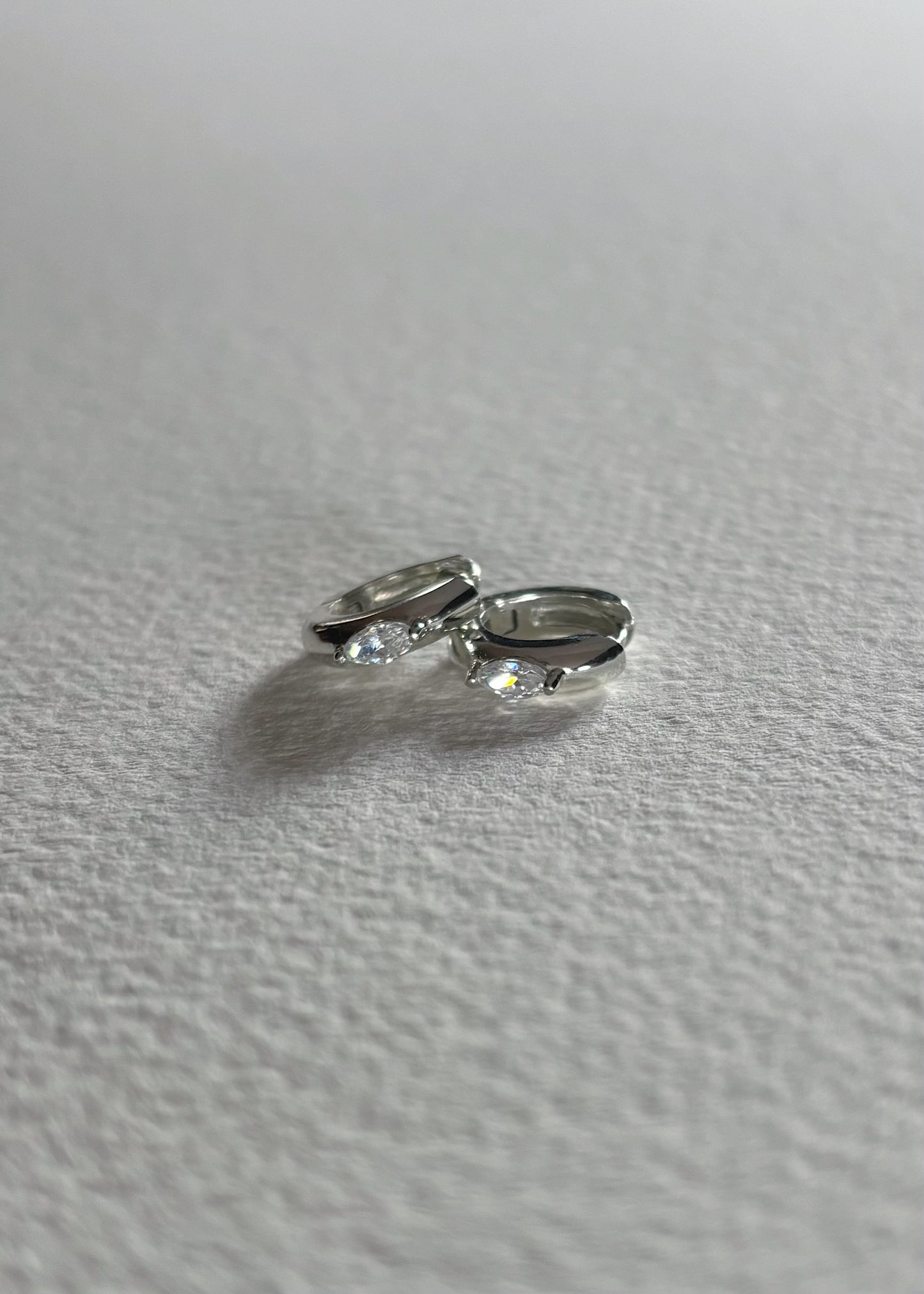 Crystal hoops earrings silver