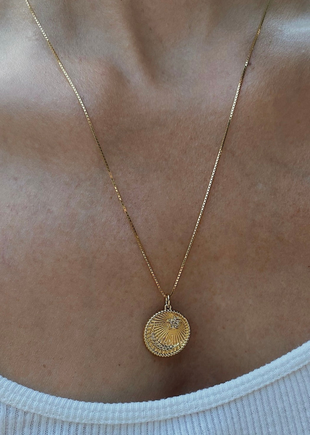 Infinite necklace