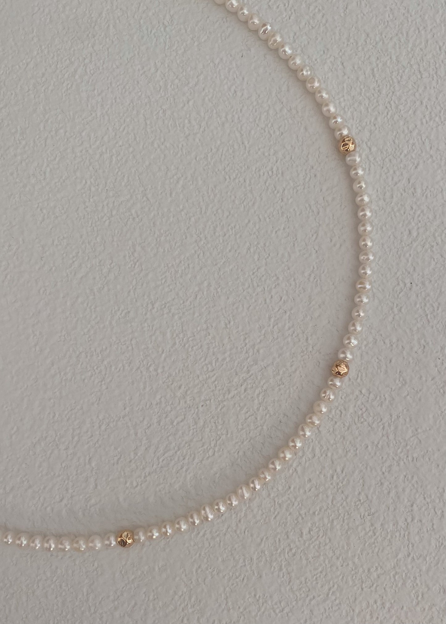 Mia pearl necklace