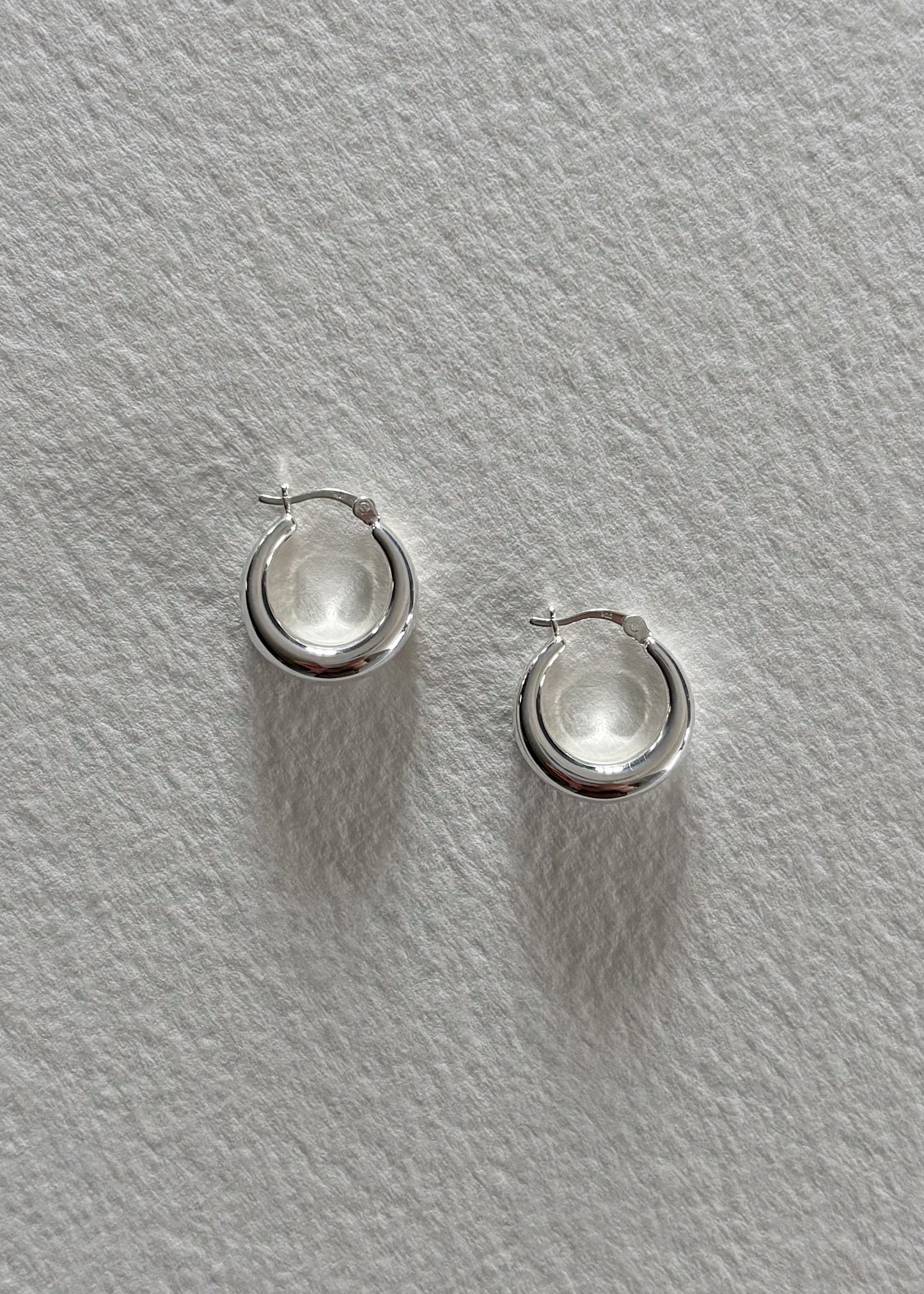 Olivia hoops earrings