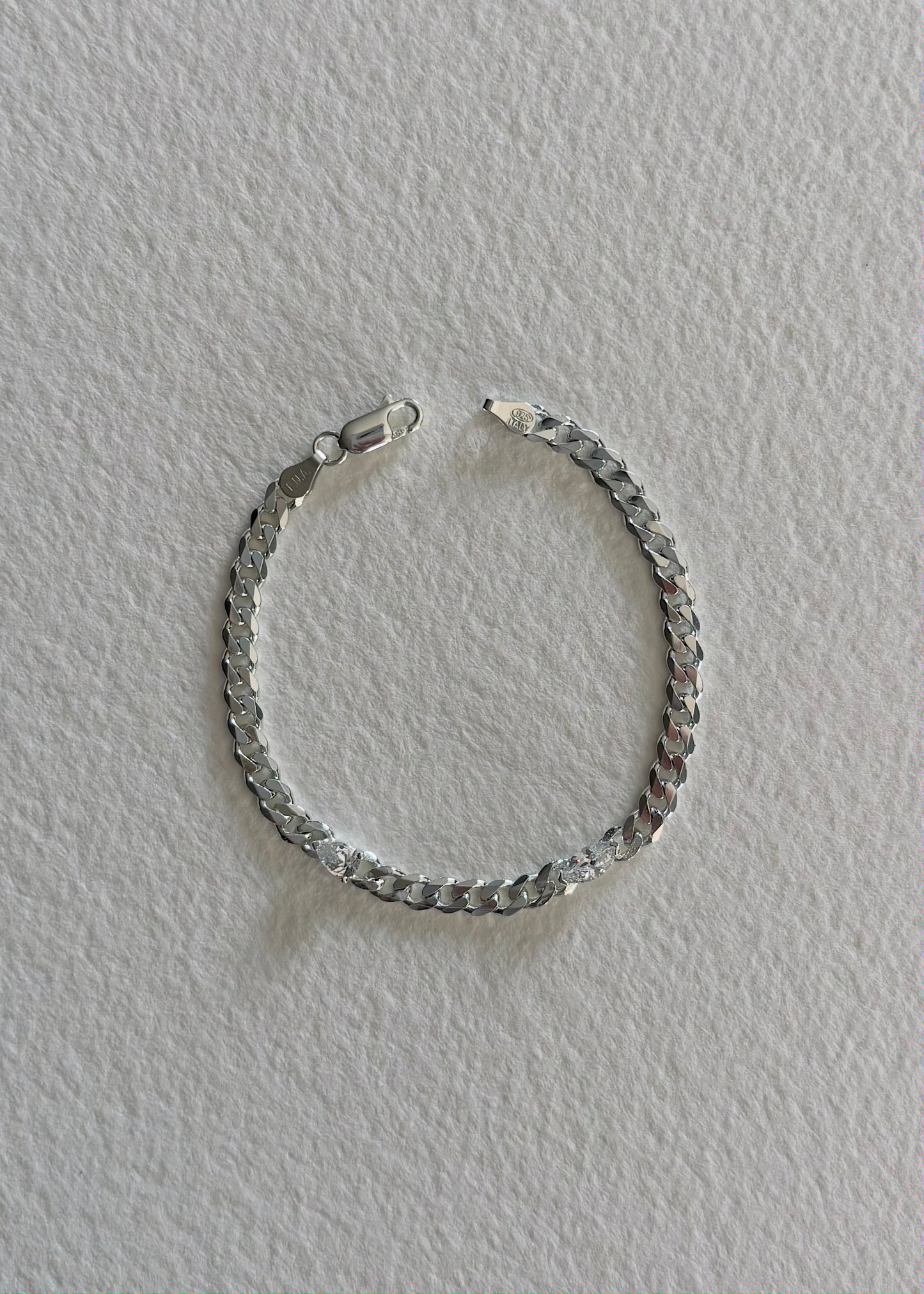 Nuria bracelet silver