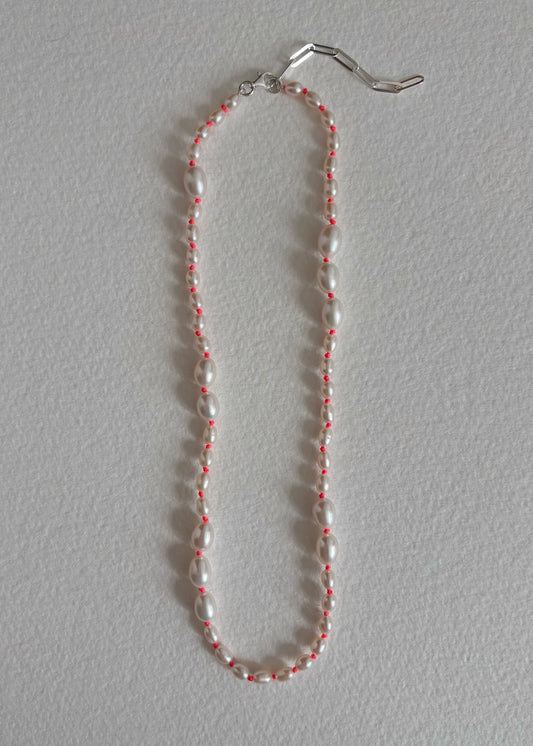 Malia pearl necklace