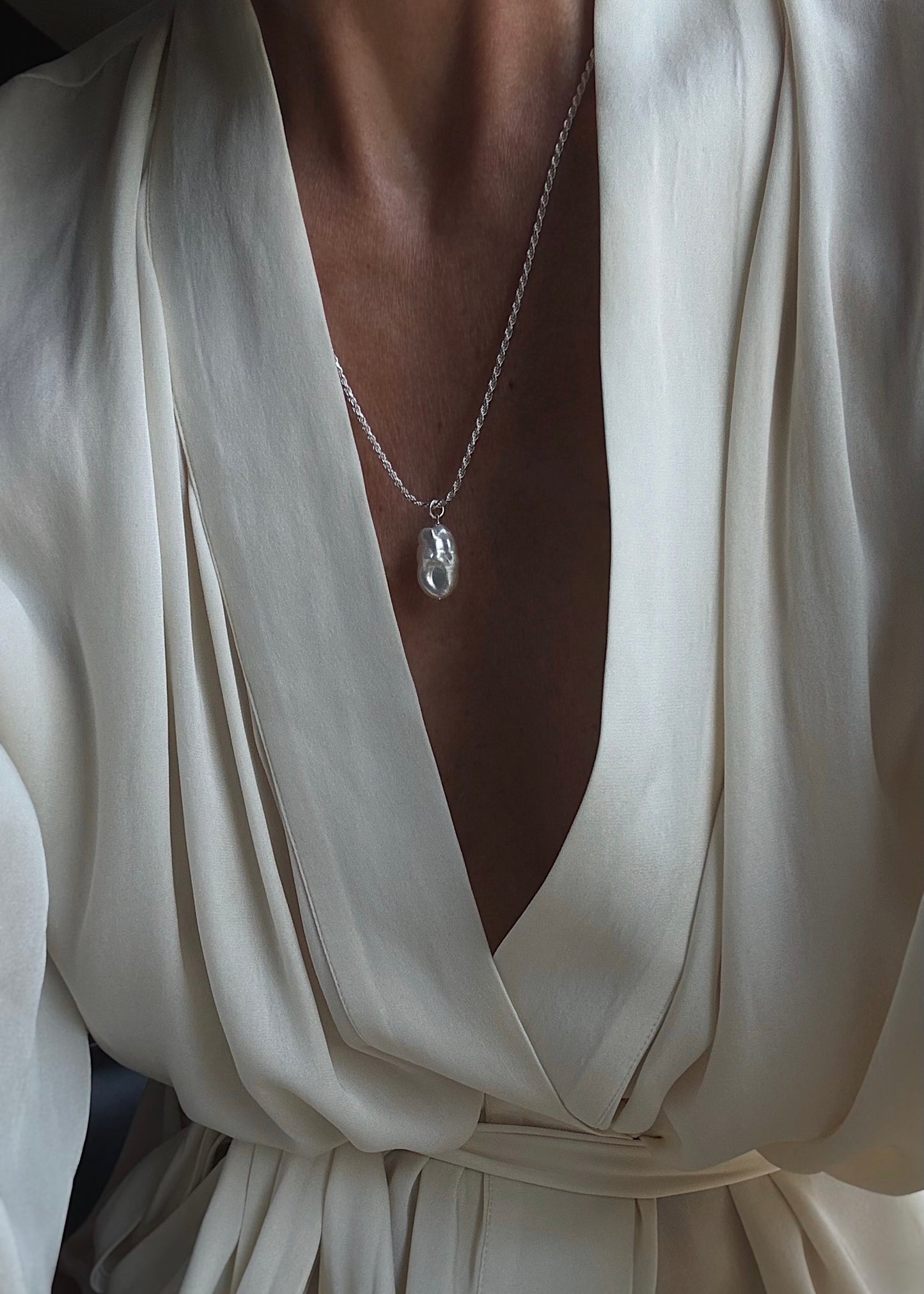 Silver rope necklace