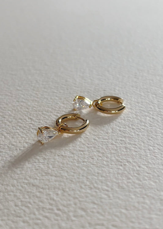 Gold hoops earrings with natural semi-precious stones, designed for timeless everyday elegance.