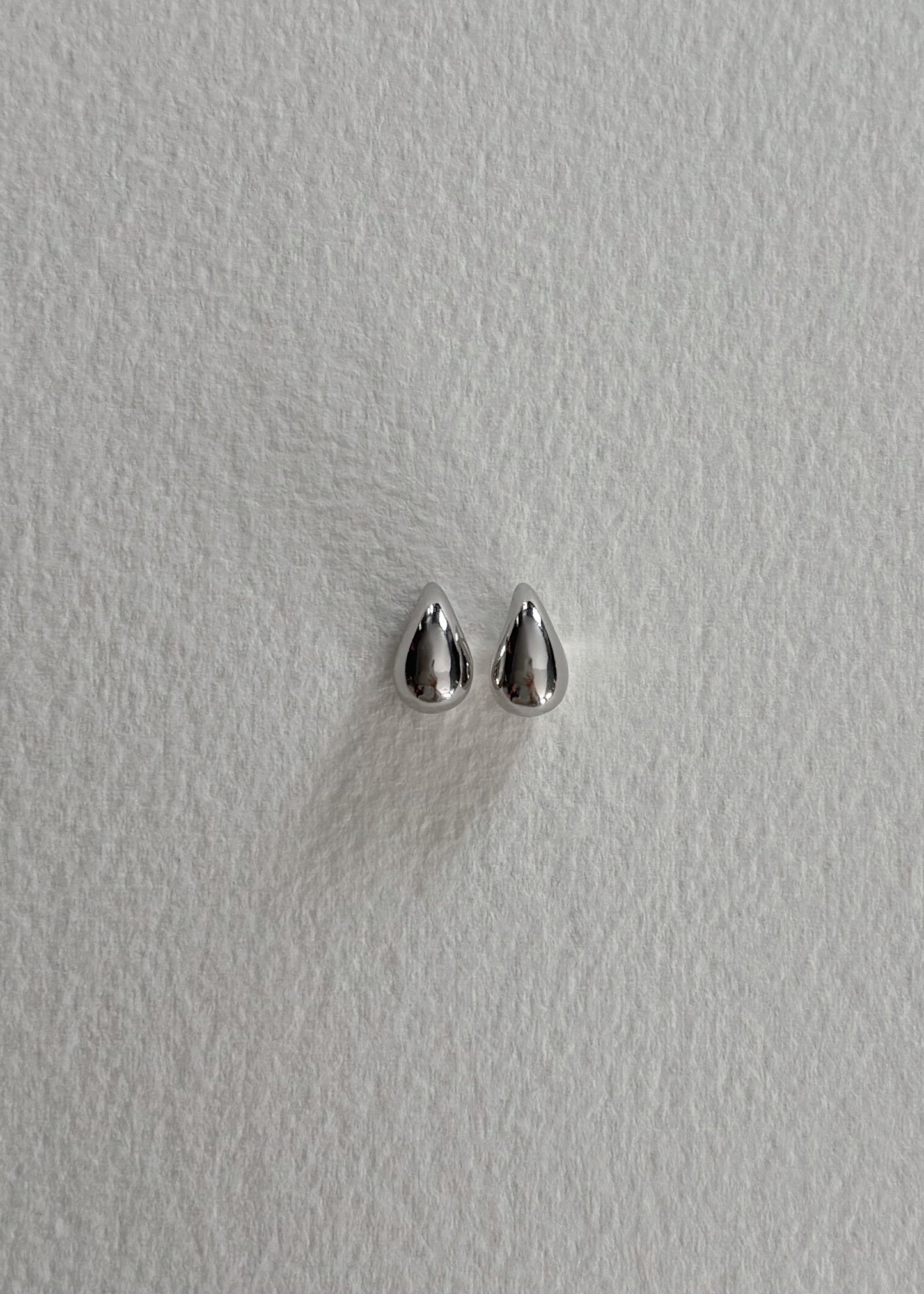 Silver teardrop earrings