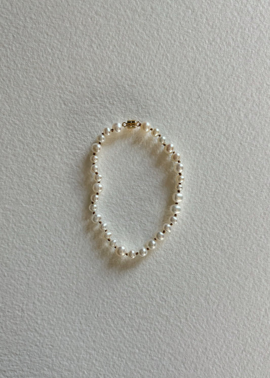 June pearl bracelet