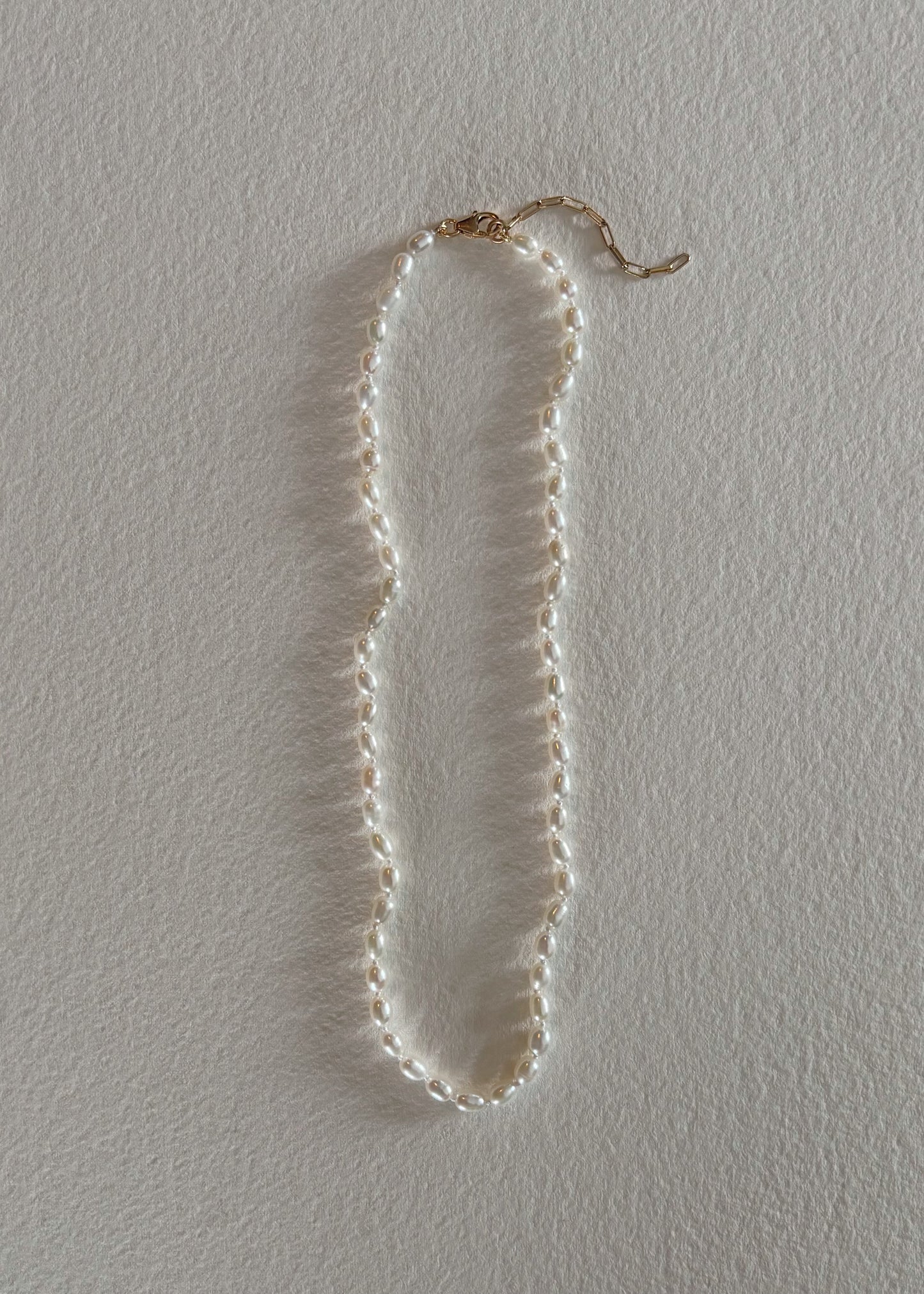 Natural pearl necklace