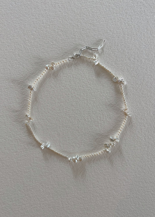 Jasmine pearl necklace