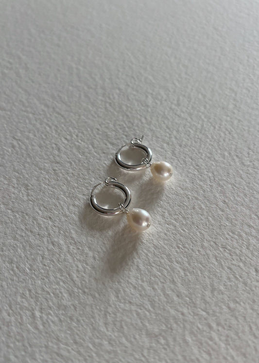 Mini silver hoops with pearls