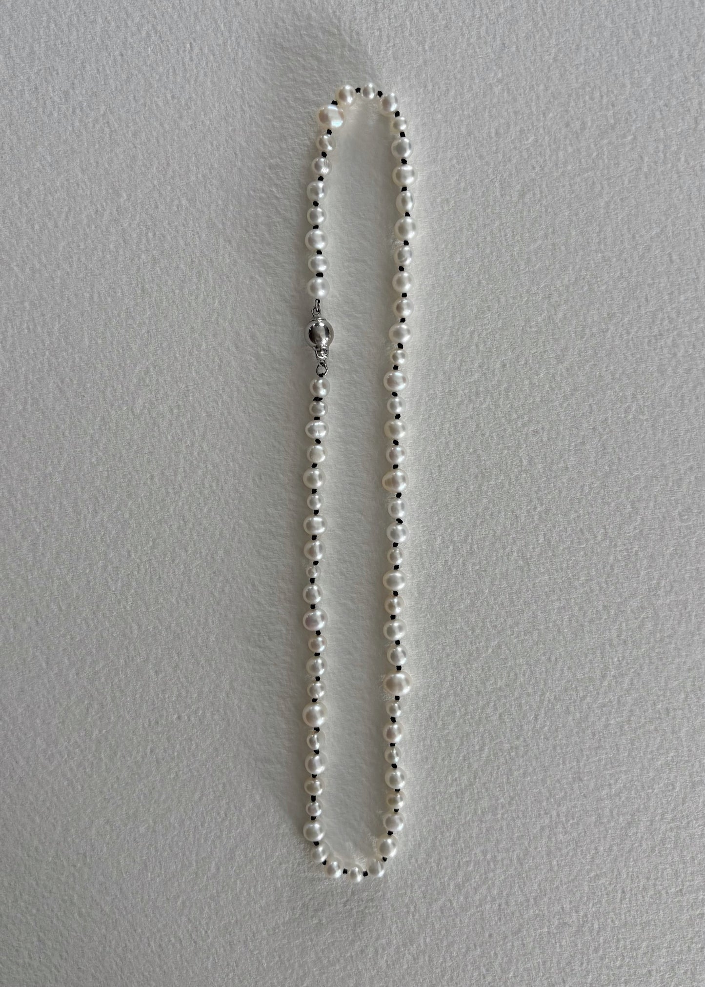 Serifos pearl necklace